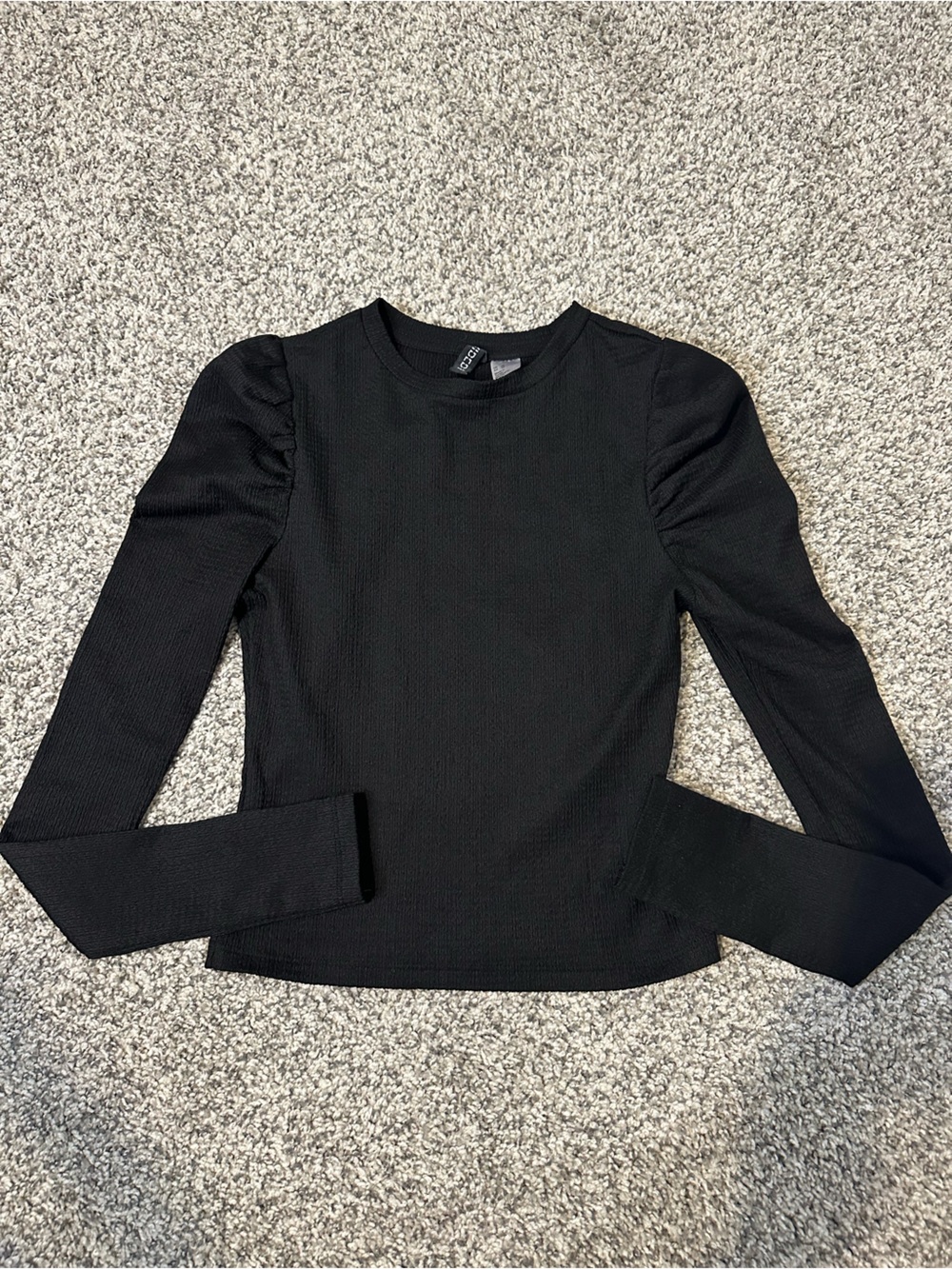 H&M Black Ribbed Long-Sleeve Puff-Shoulder Top